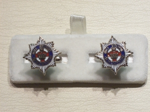 4th/7th Dragoon Guards enamelled cufflinks - Click Image to Close